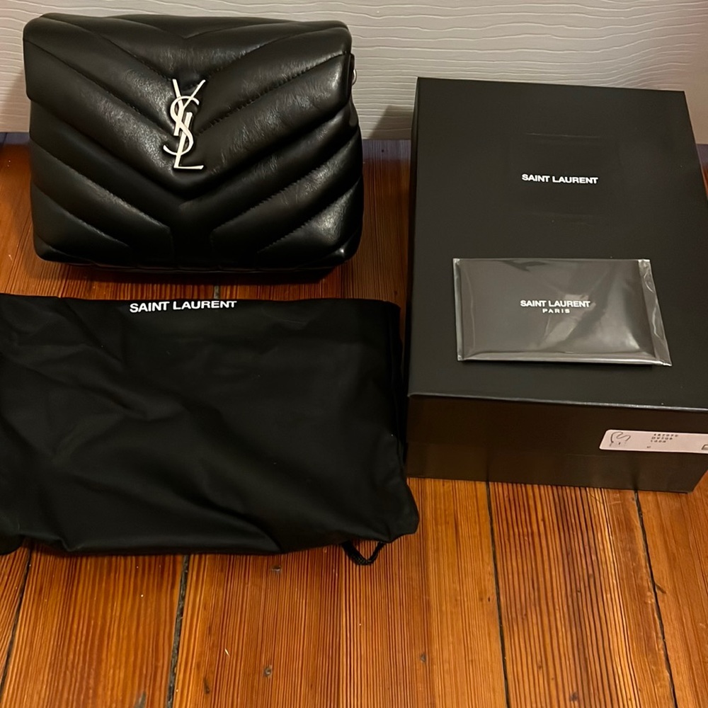****** SOLD ****** Saint Laurent Toy Loulou.
